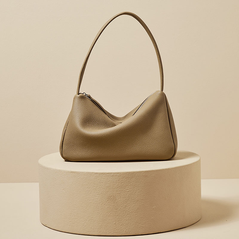 Head Layer Cowhide Armpit Bag  - đánh giá và giá Embroidery Meaning